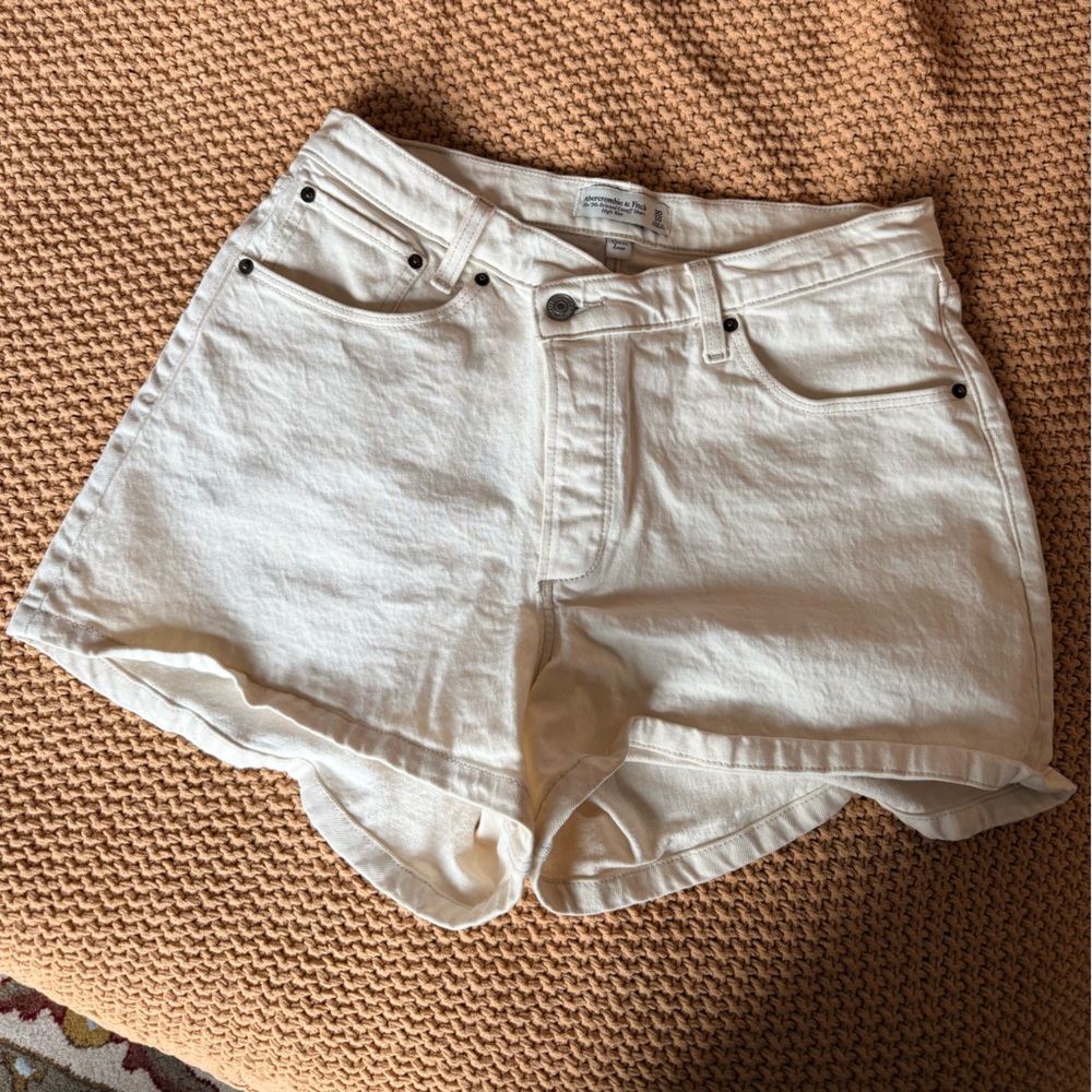 Abercrombie & Fitch Curve Love Jean Shorts
